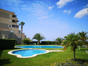 Stunning 3-Bed Apartment in Puerto De Mazarron